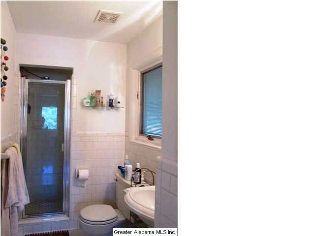 4417 Overlook Road Birmingham, AL 35222 - Photo 17 of 32