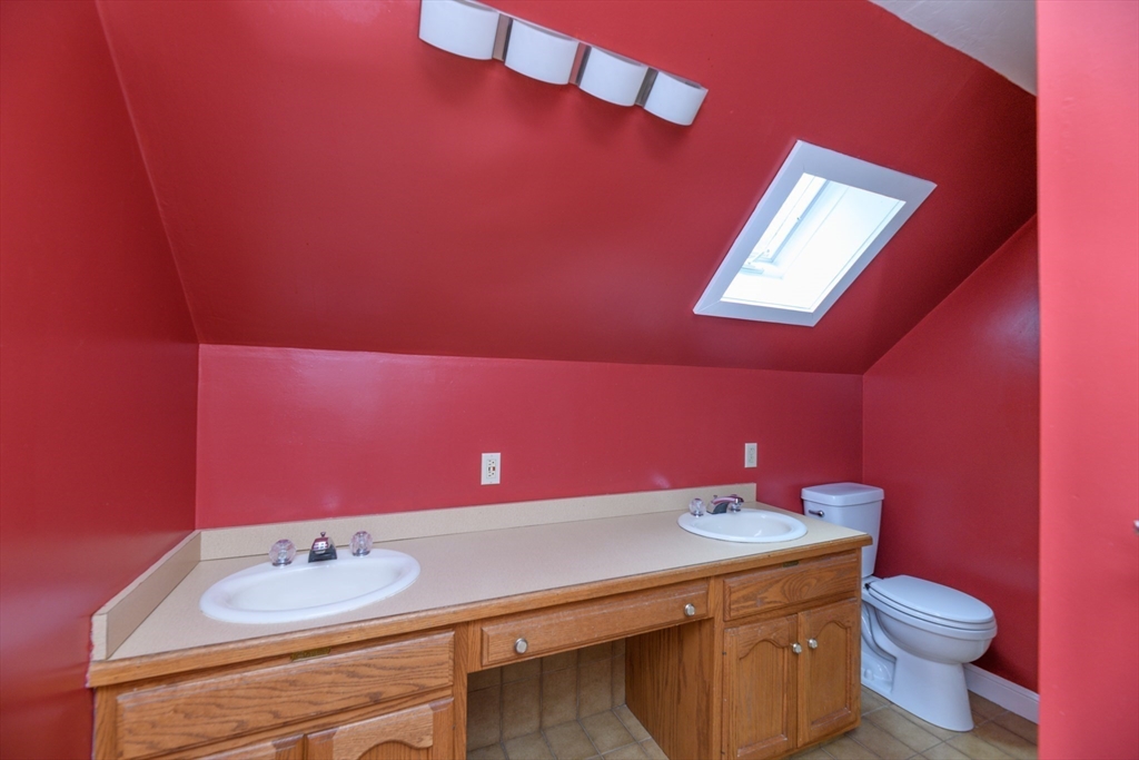 106 Newell Road Holden, MA 01520 - Photo 27 of 41