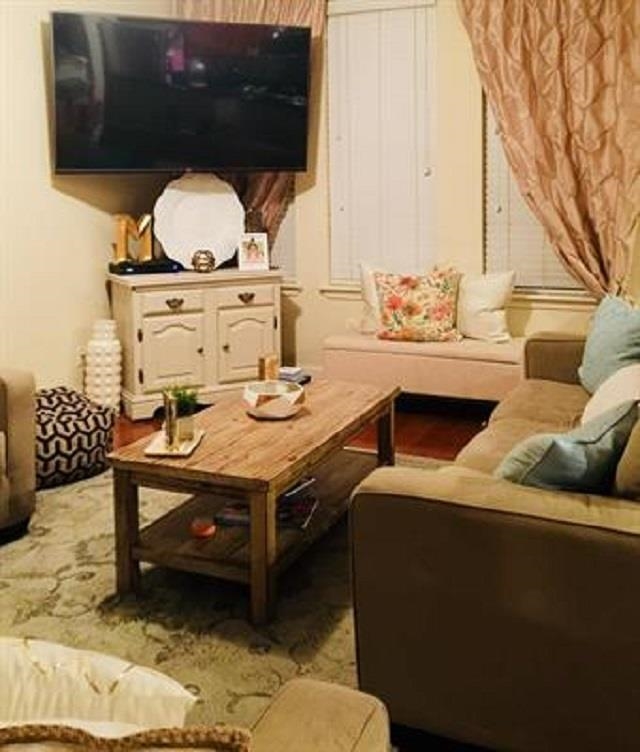 70 West Carolina Avenue, Unit 105 Memphis, TN 38103 - Photo 33 of 40 a living room with furniture
