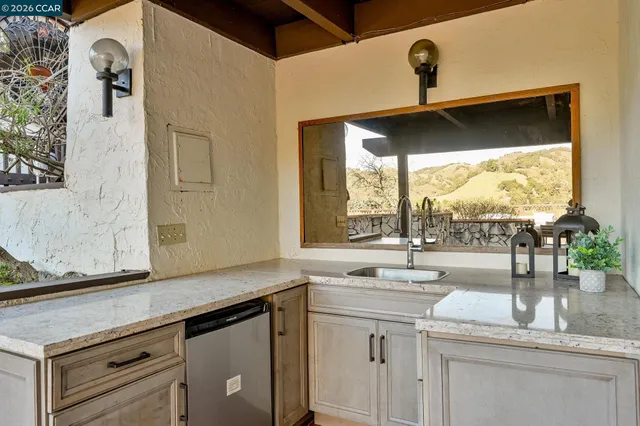 $2,500,000 | 3912 Quail Ridge Road, Lafayette, CA 94549