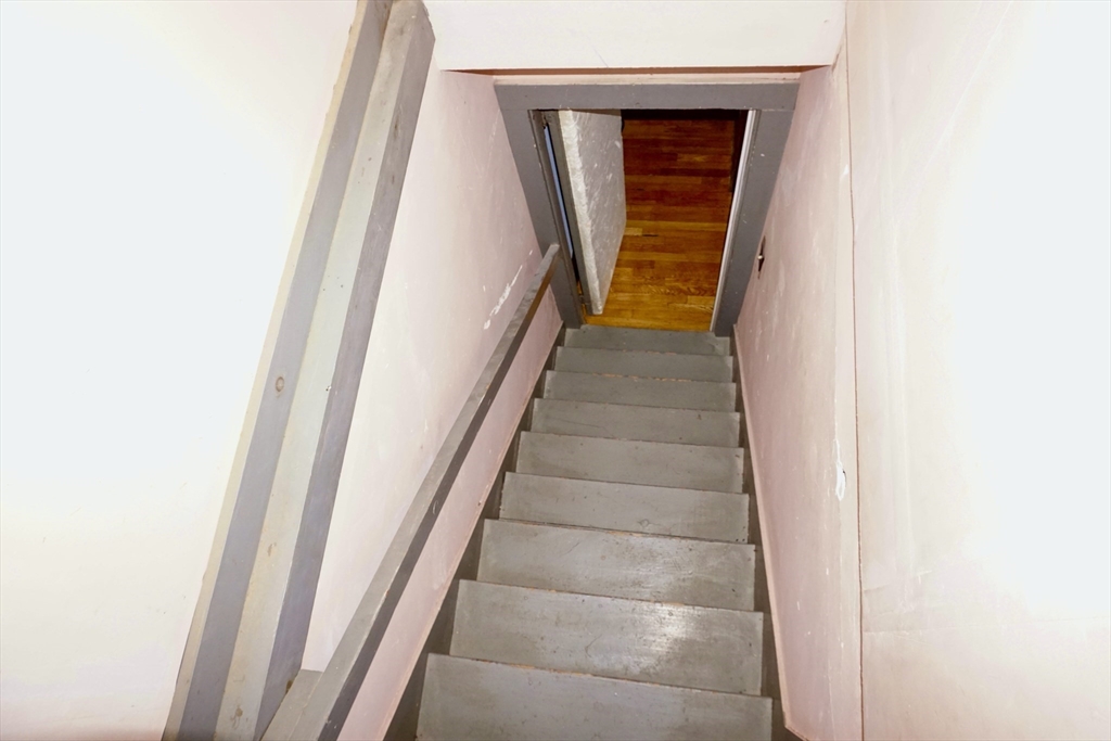 4 Carpenter Road Monson, MA 01057 - Photo 26 of 29 a view of entryway