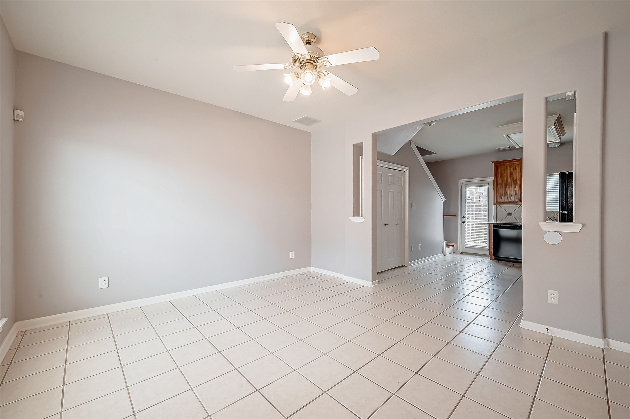 206 Sydnor Street Houston, TX 77020 - Photo 4 of 33