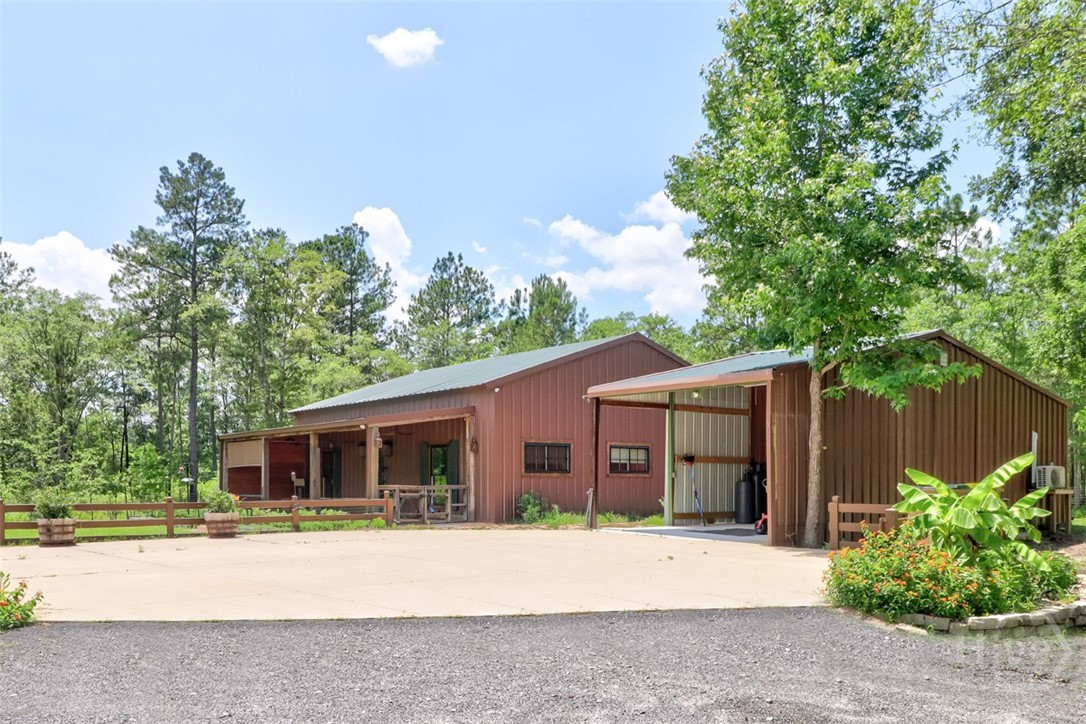 109 Lorenzo Hurst Road Springfield, GA 31329 - Photo 2 of 32
