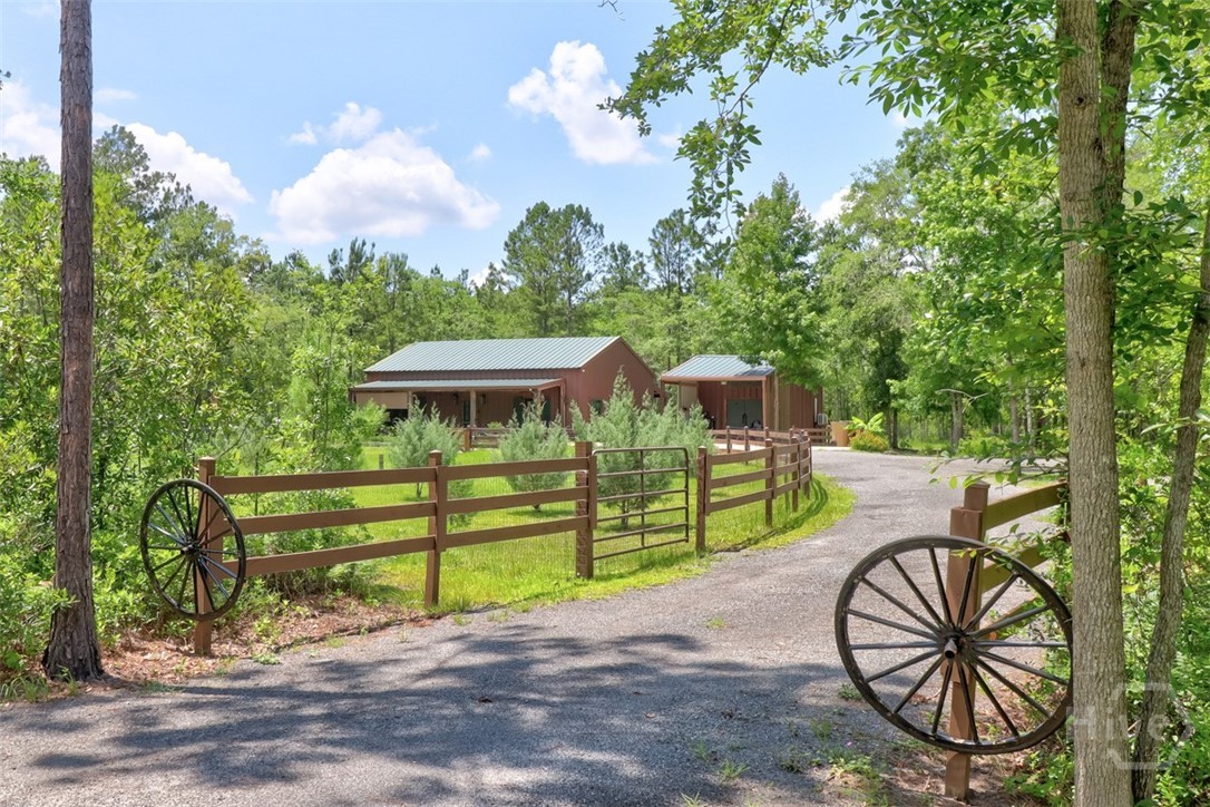 109 Lorenzo Hurst Road Springfield, GA 31329 - Photo 3 of 32
