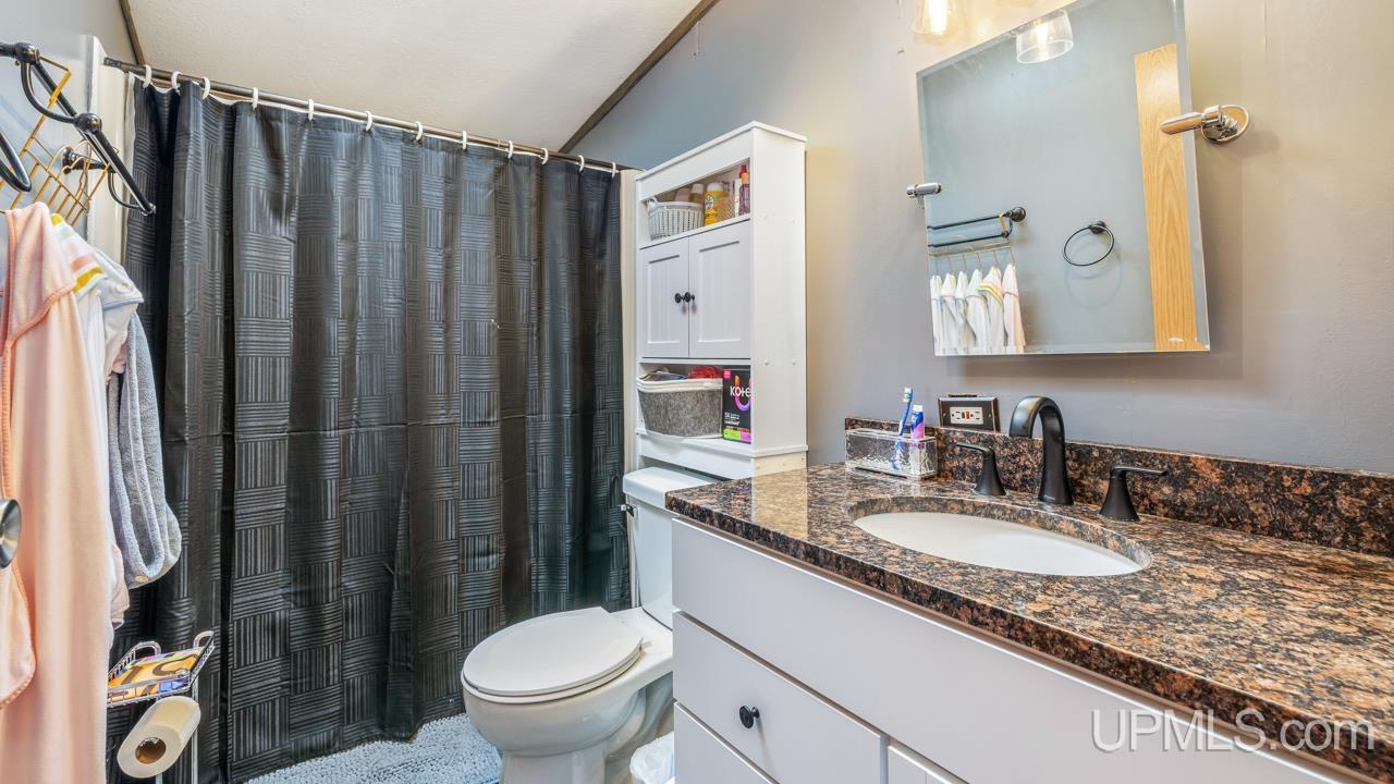 1620 Willow Creek Road, Unit 2 Escanaba, MI 49829 - Photo 23 of 26