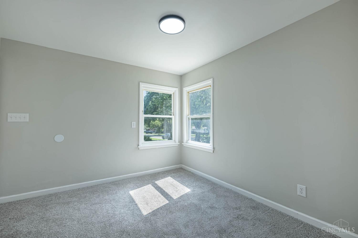 507 South Highview Road Middletown, OH 45044 - Photo 5 of 22