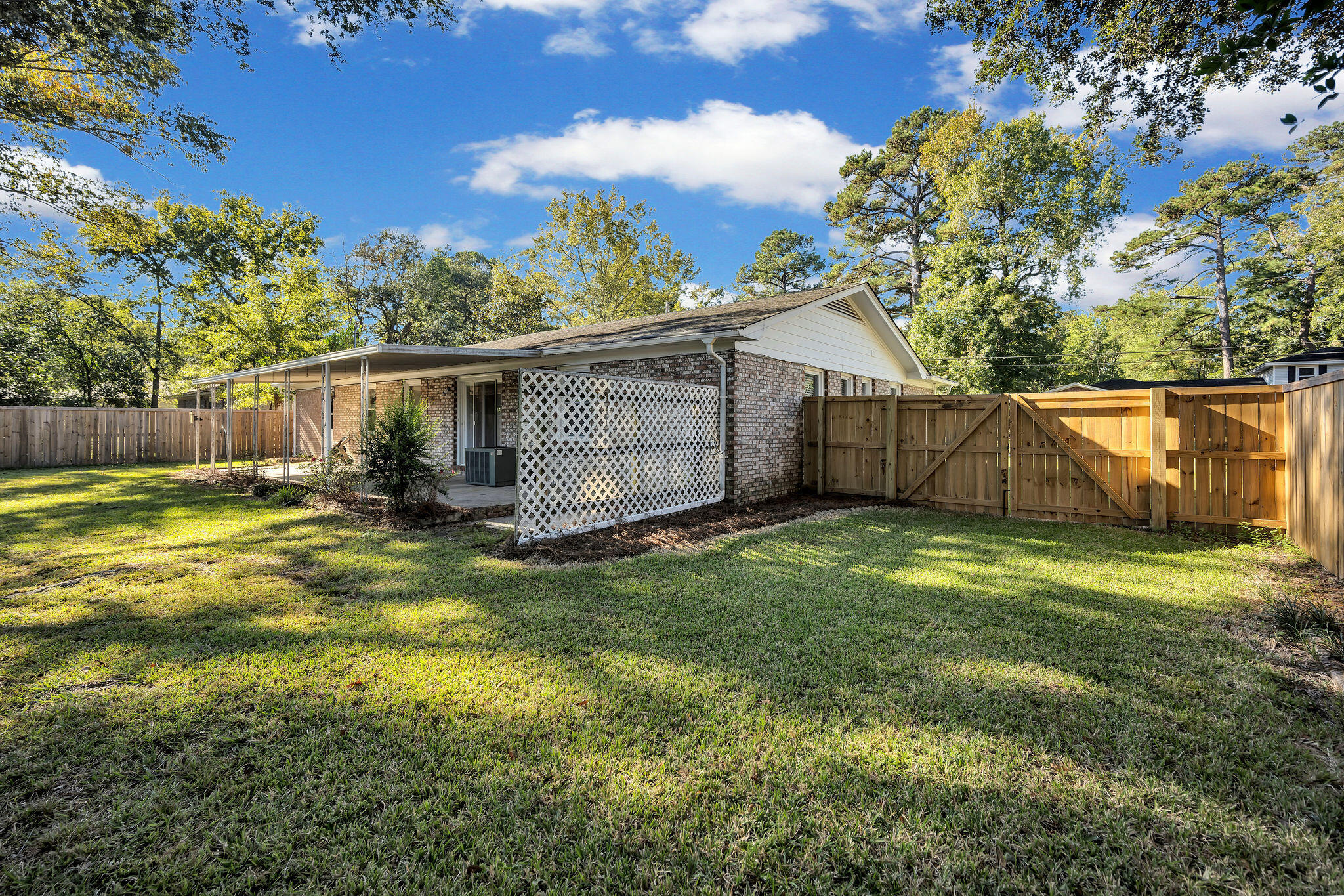 115 County Rd S-18-513 Ladson, SC 29456 - Photo 12 of 28 IMG_1364