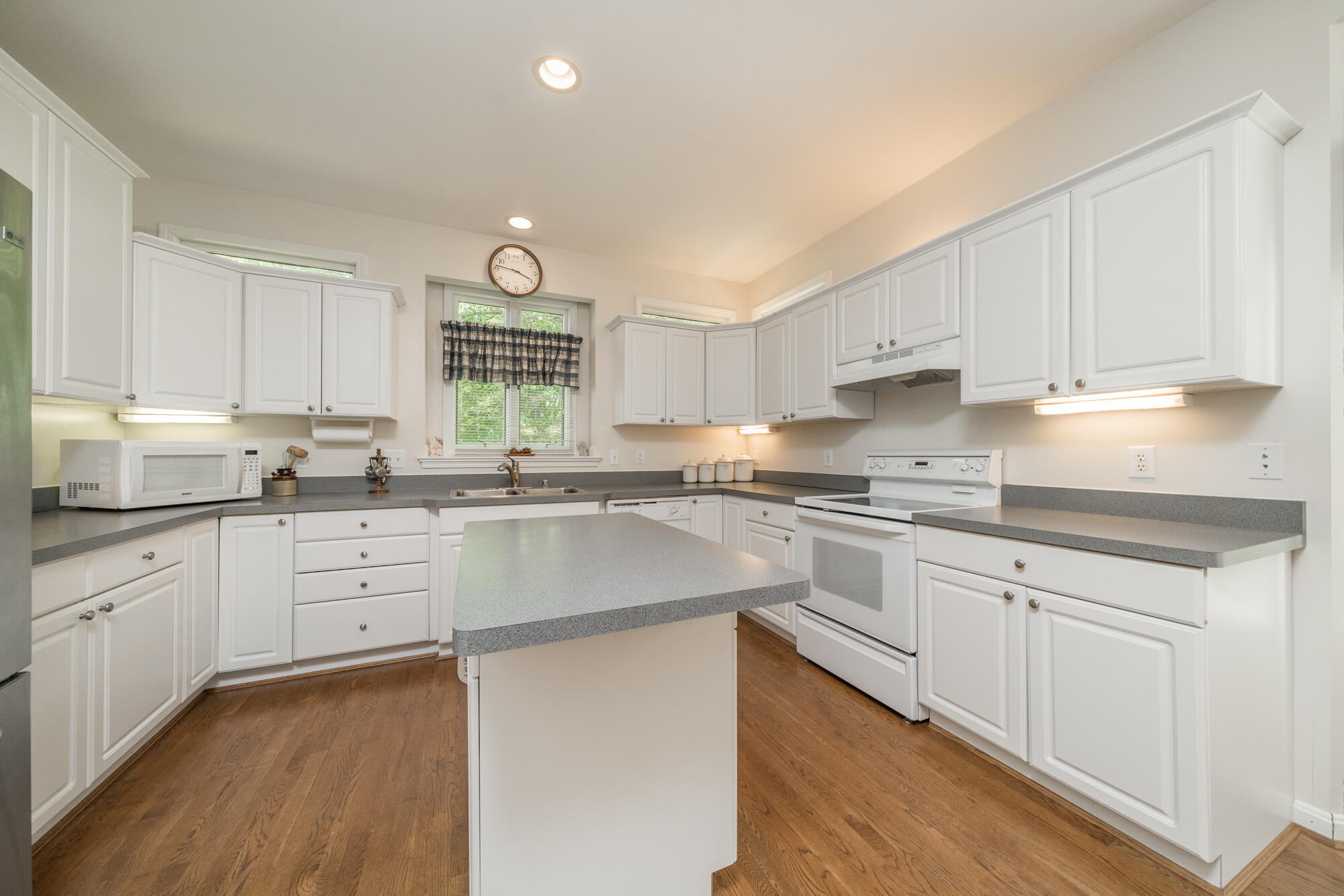 820 Dry Ridge Mt Zion Road Dry Ridge, KY 41035 - Photo 6 of 42