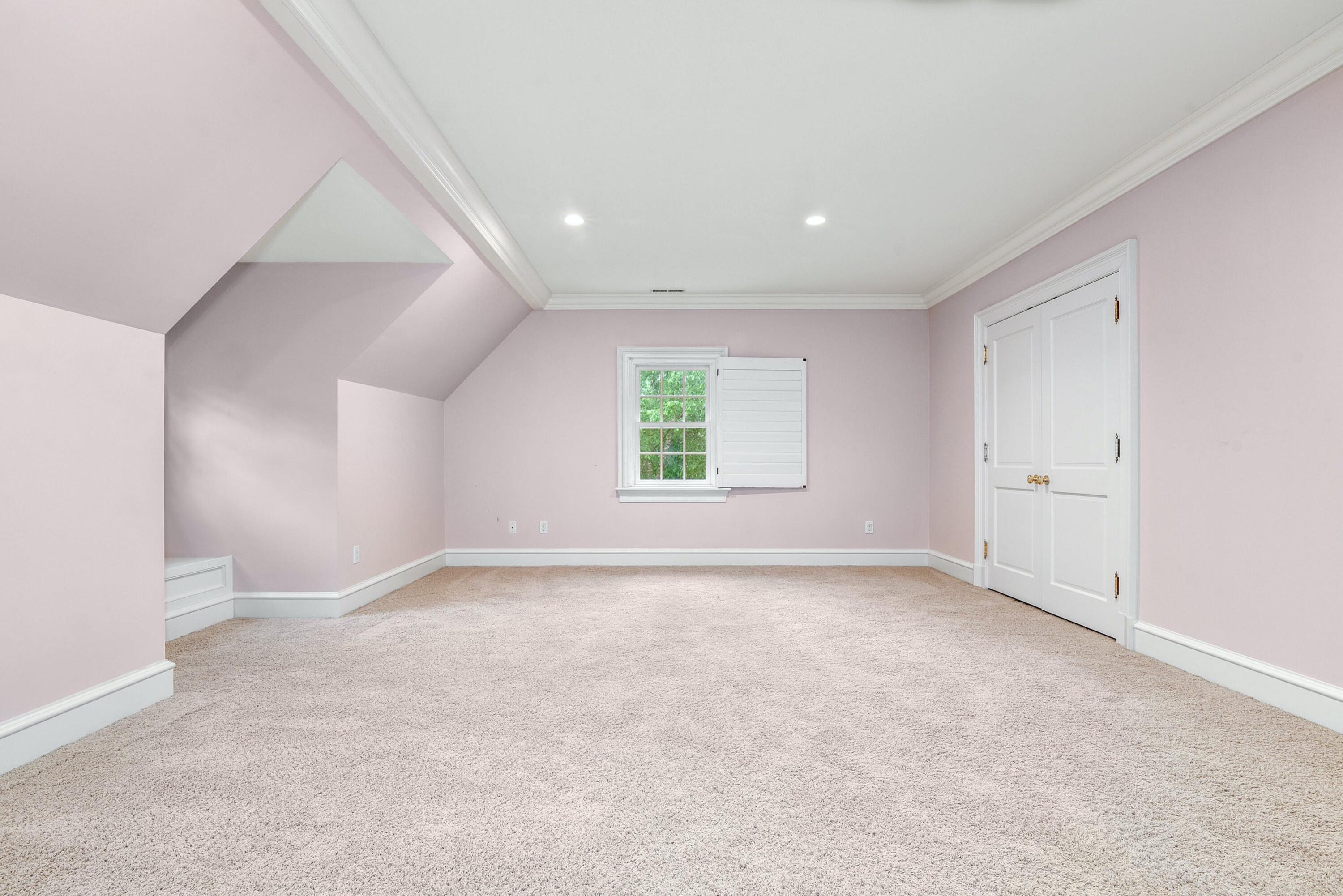183 Ferris Hill Road New Canaan, CT 06840 - Photo 27 of 40 an empty room with windows