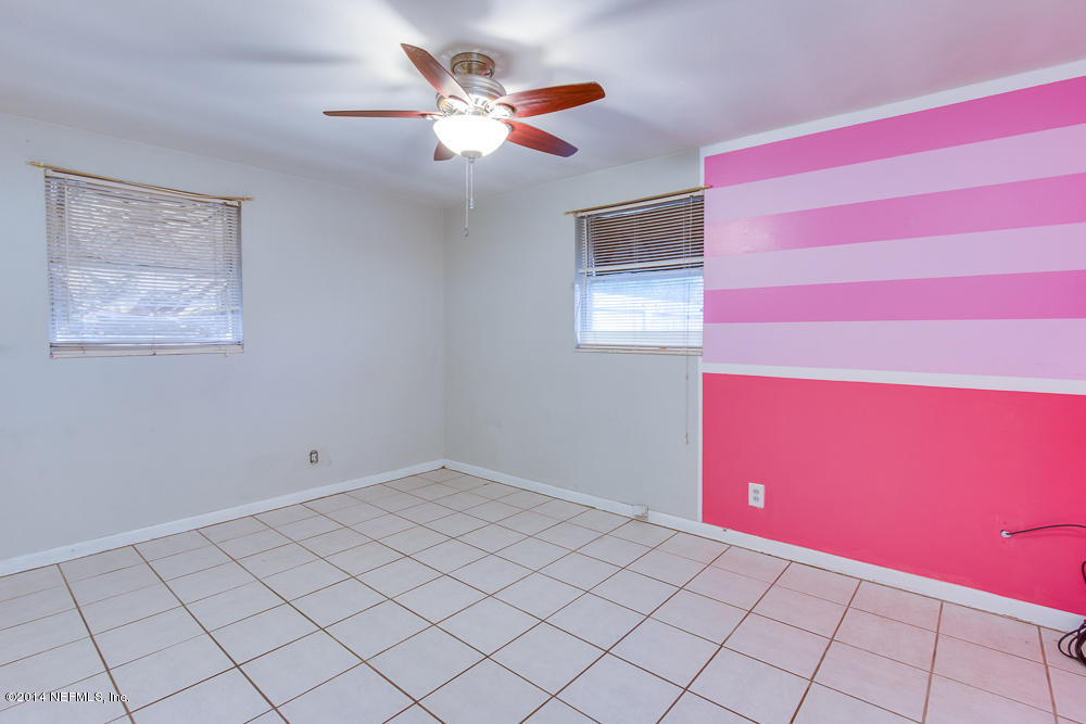 5913 Tampico Road Jacksonville, FL 32244 - Photo 16 of 25 11