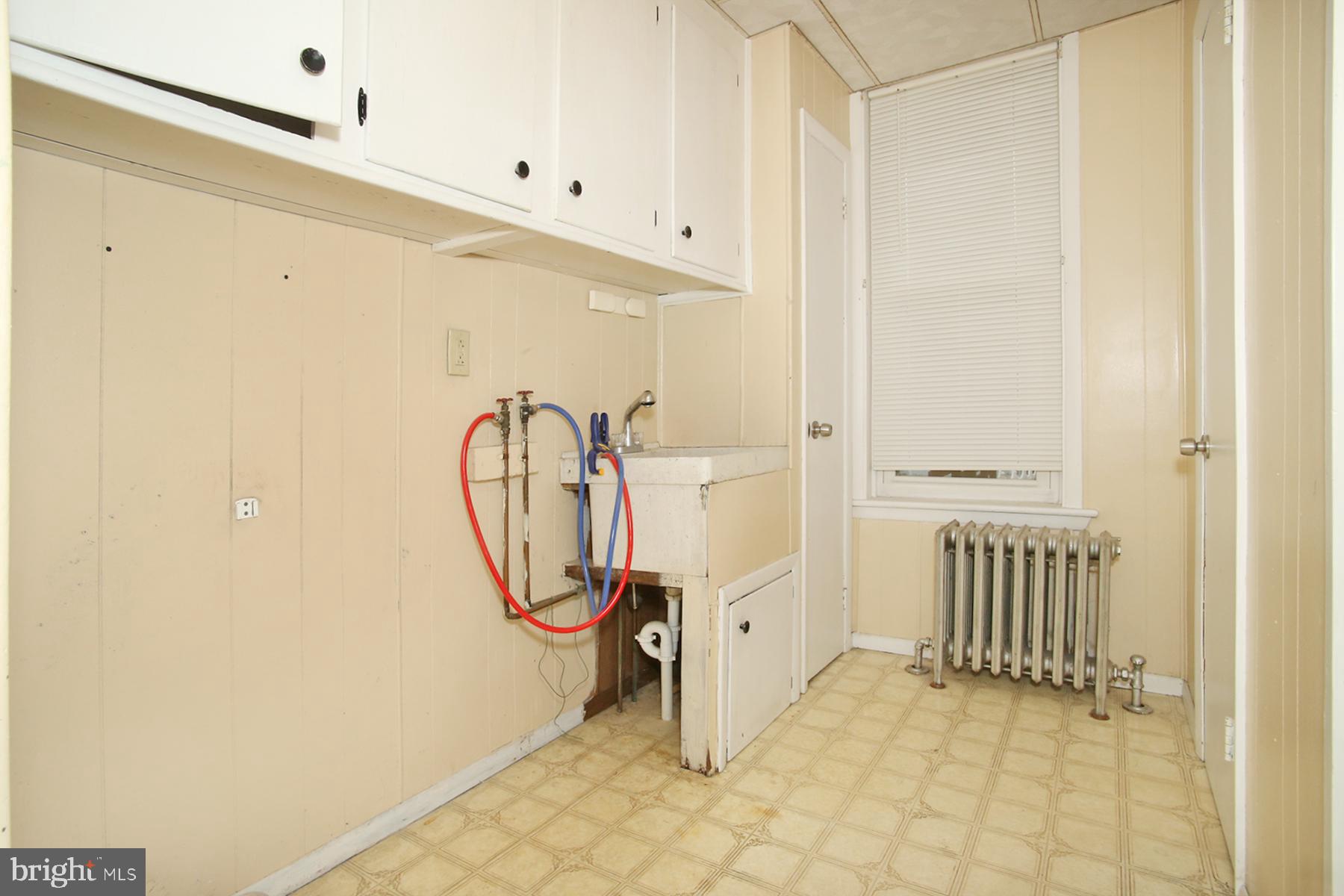 133 West Market Street Jonestown, PA 17038 - Photo 7 of 43 a view of a hallway with painted walls