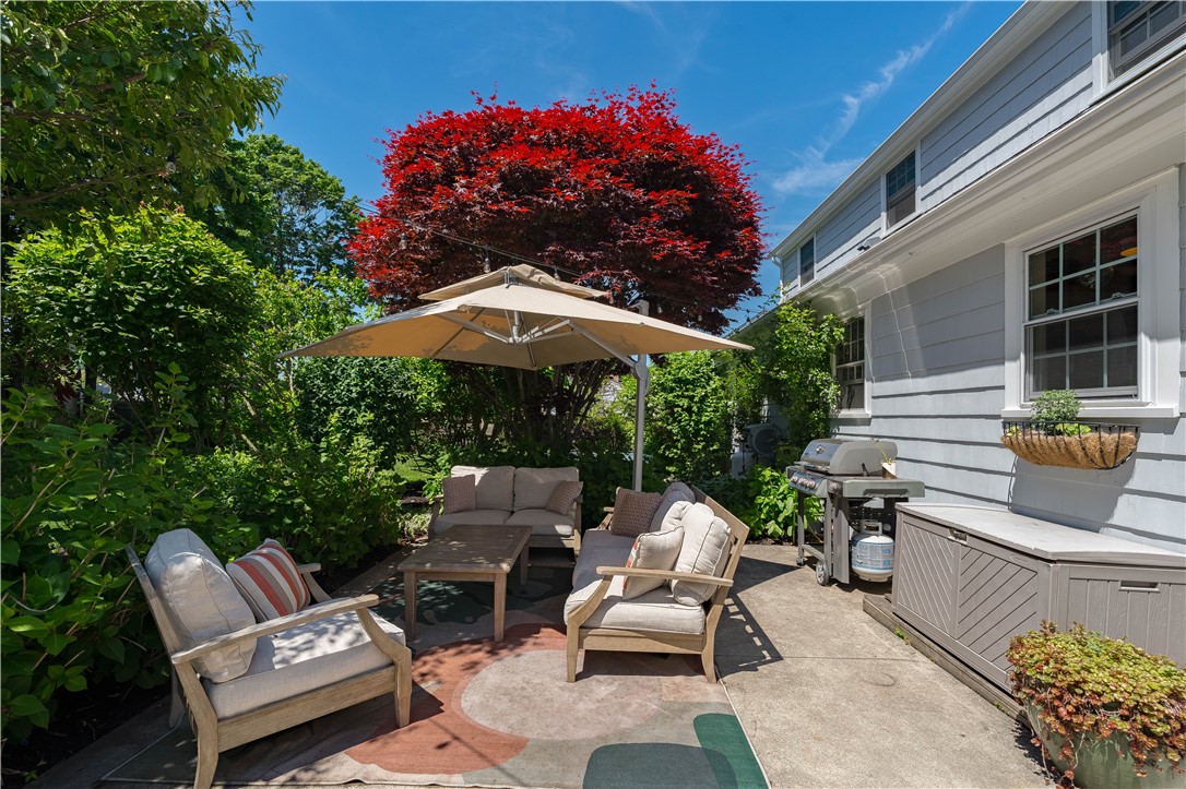 23 Dyer Street Warren, RI 02885 - Photo 38 of 49