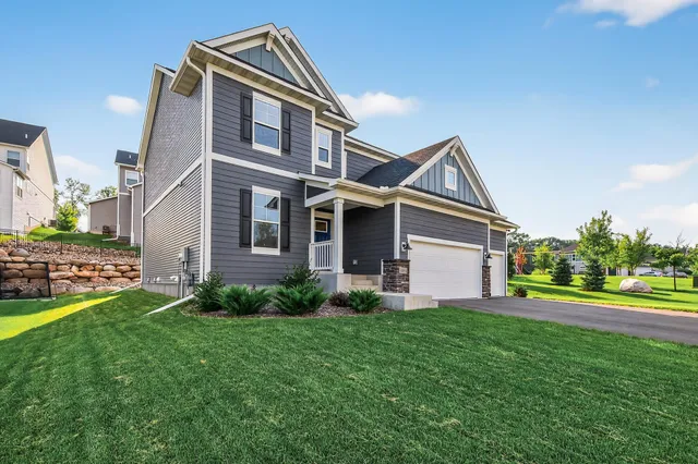 $559,900 | 1081 Oakwood Road, Newport, MN 55055