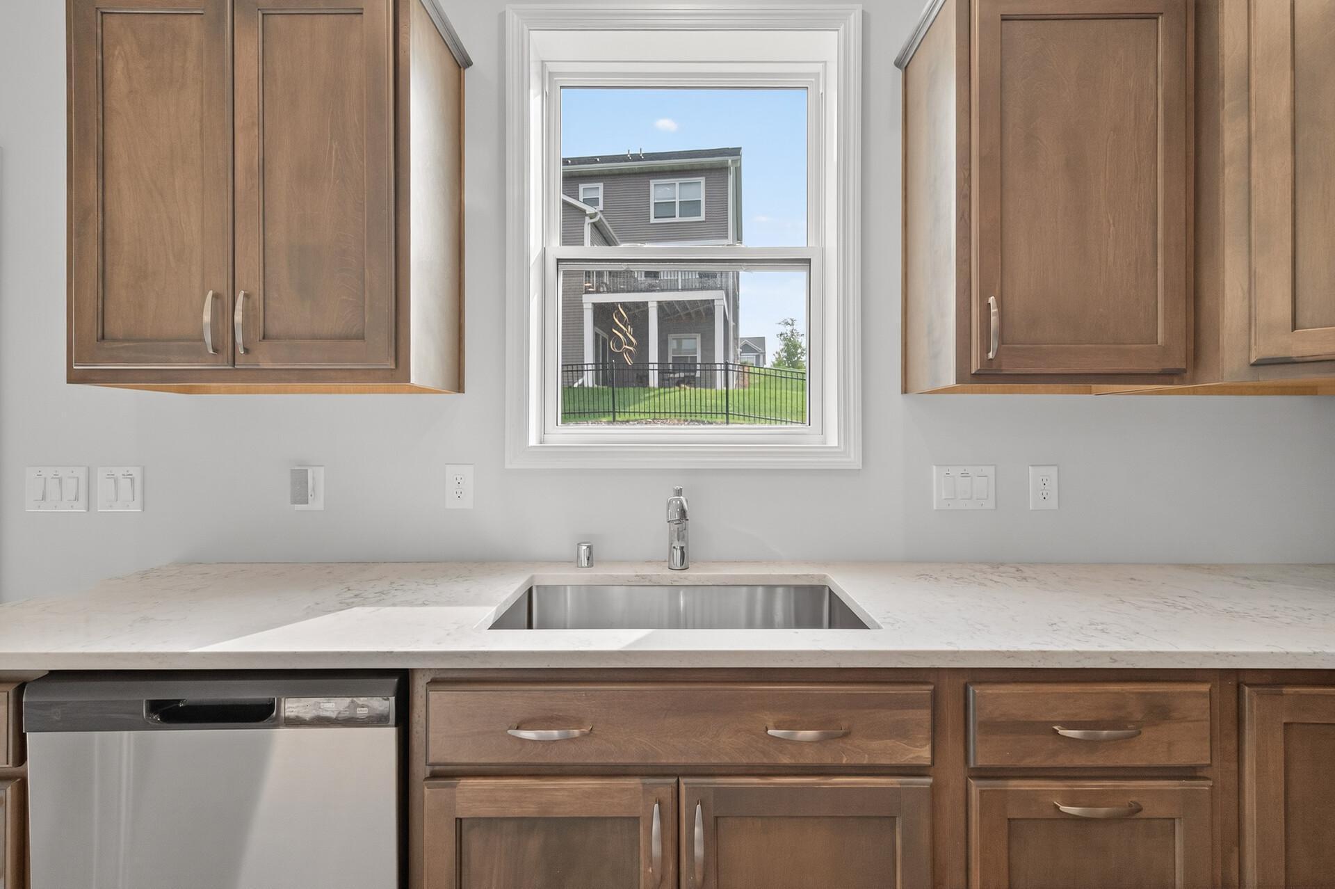 1081 Oakwood Road Newport, MN 55055 - Photo 35 of 94