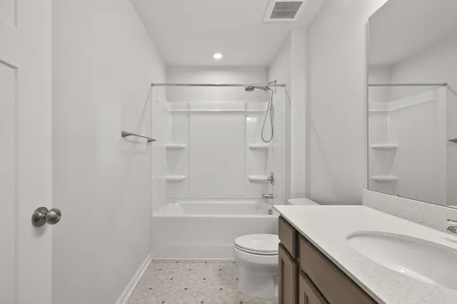 $559,900 | 1081 Oakwood Road, Newport, MN 55055