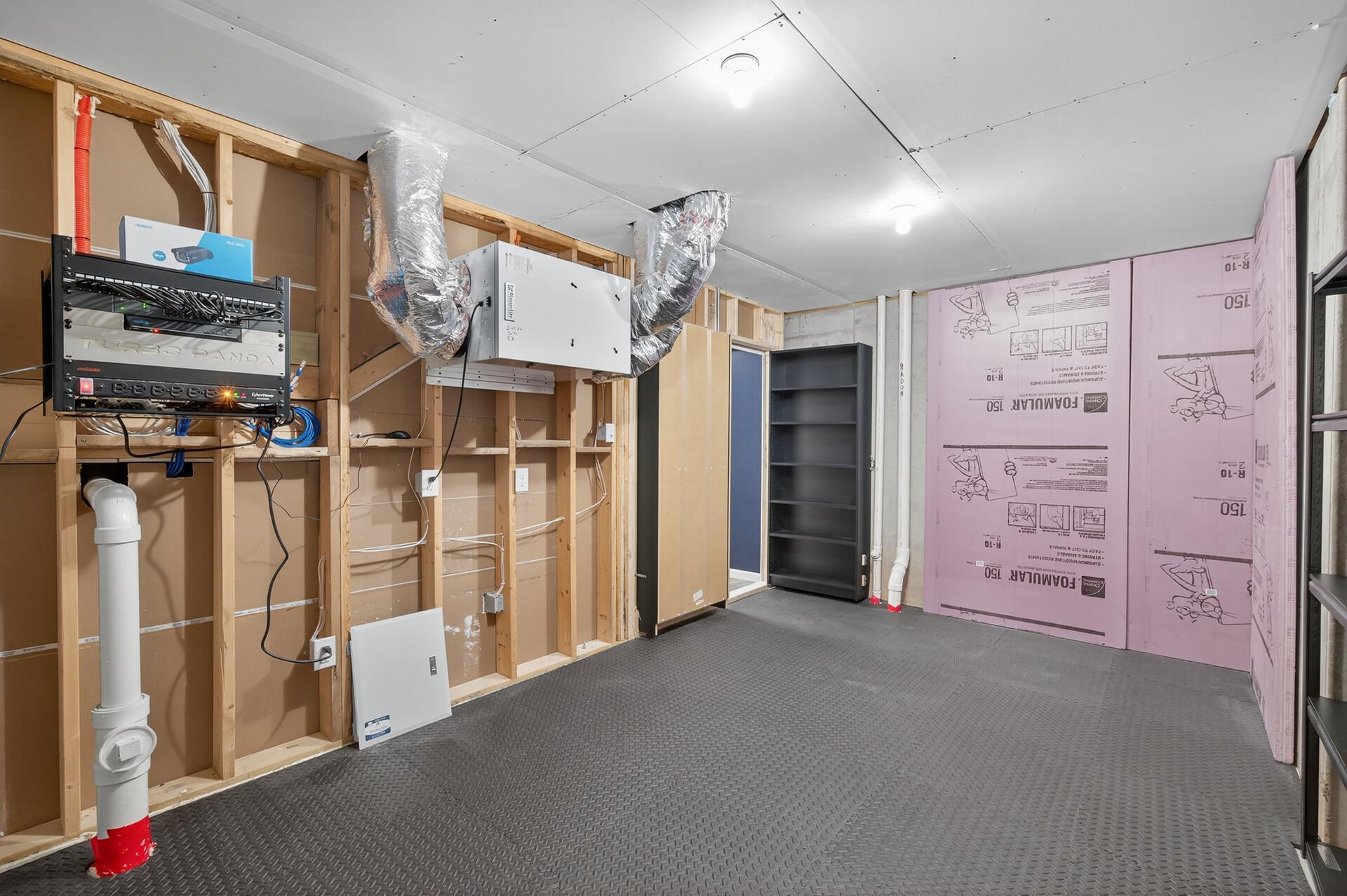 1081 Oakwood Road Newport, MN 55055 - Photo 61 of 94