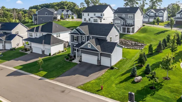 $559,900 | 1081 Oakwood Road, Newport, MN 55055