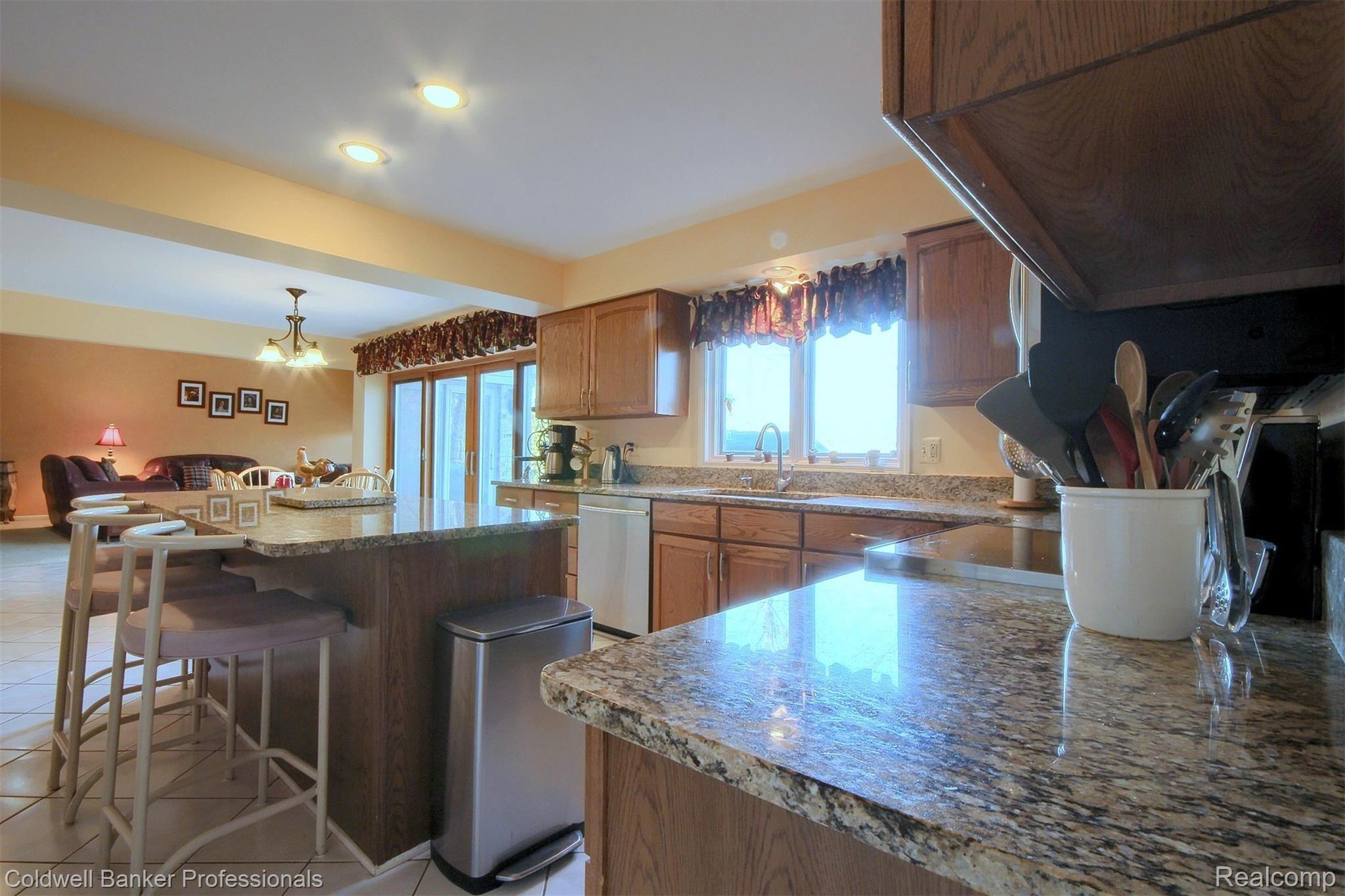 23285 Meridian Road Grosse Ile, MI 48138 - Photo 13 of 53 14-Kitchen 2nd View.jpg