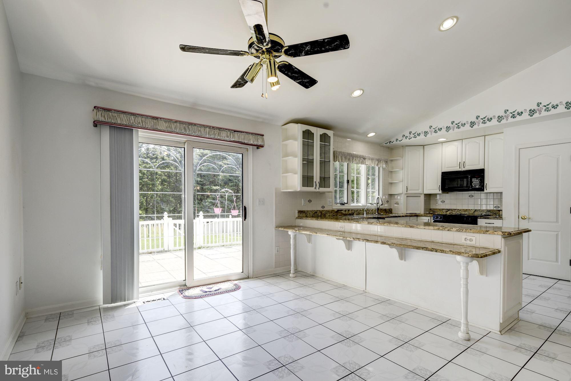 14223 Robcaste Road Phoenix, MD 21131 - Photo 22 of 57 Kitchen