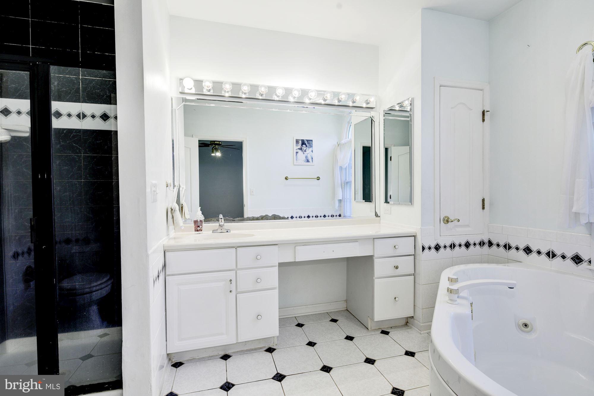 14223 Robcaste Road Phoenix, MD 21131 - Photo 38 of 57 Master Suite