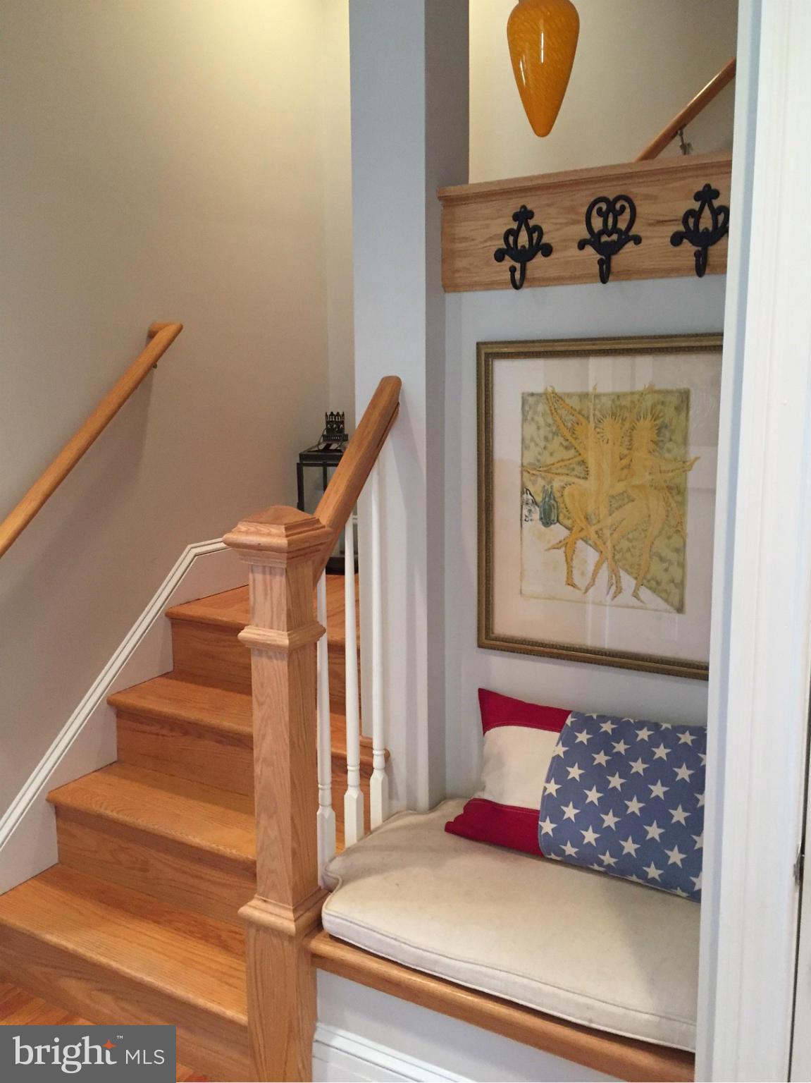 7011 Kenleigh Road Baltimore, MD 21212 - Photo 6 of 7 Hardwoods throughout