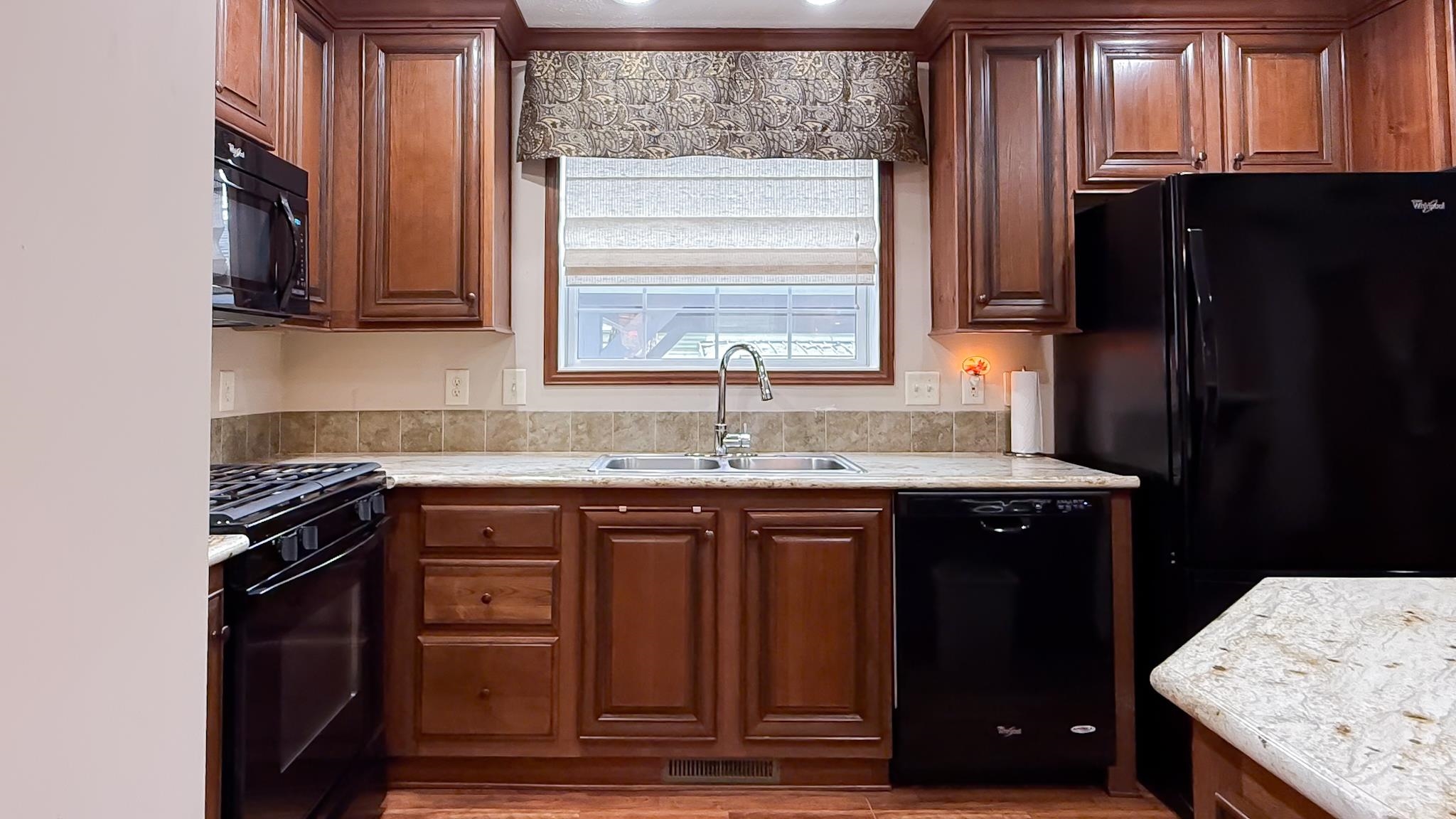 310 Friar Tuck Drive Exeter, NH 03833 - Photo 16 of 47