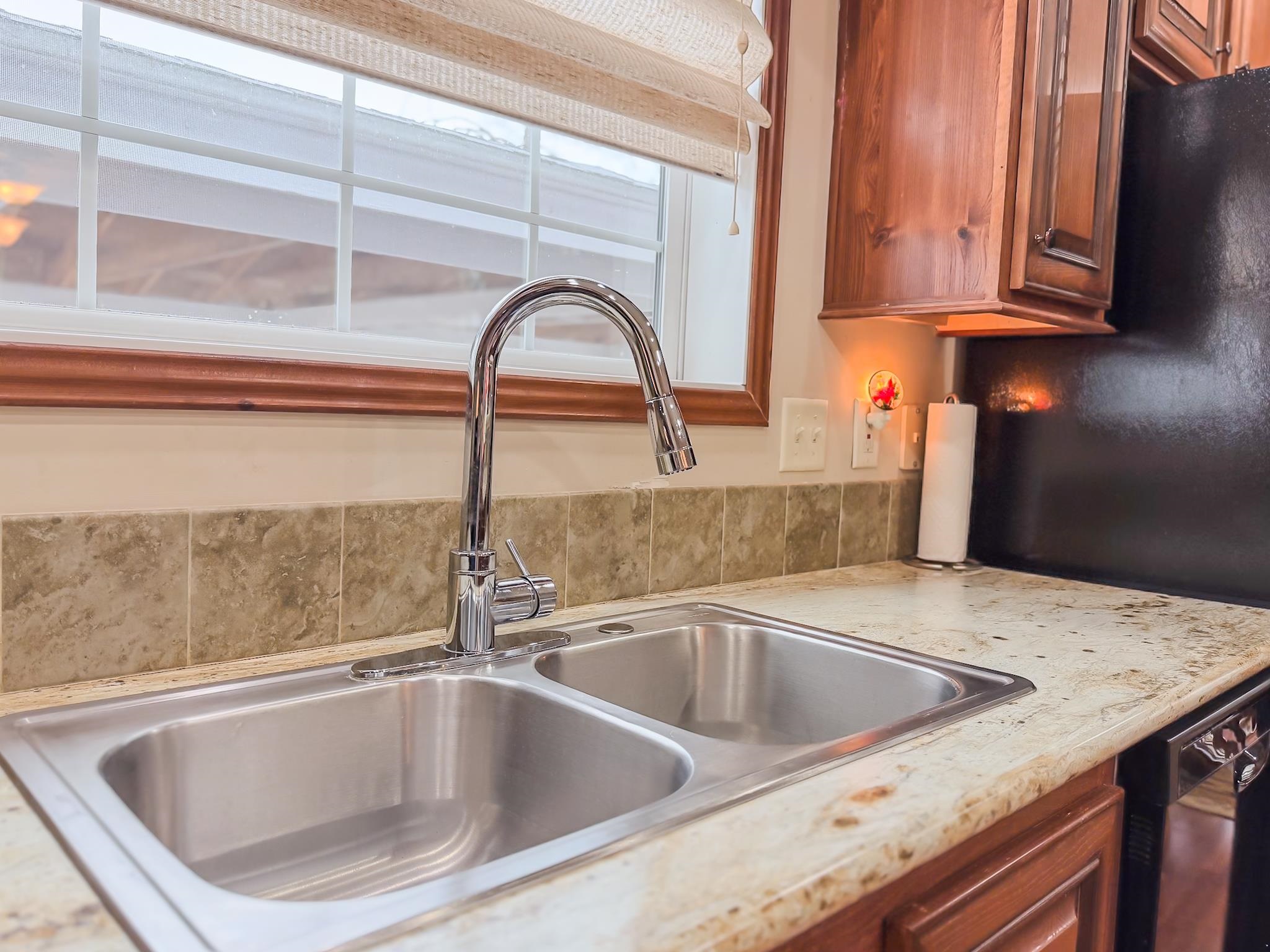 310 Friar Tuck Drive Exeter, NH 03833 - Photo 17 of 47