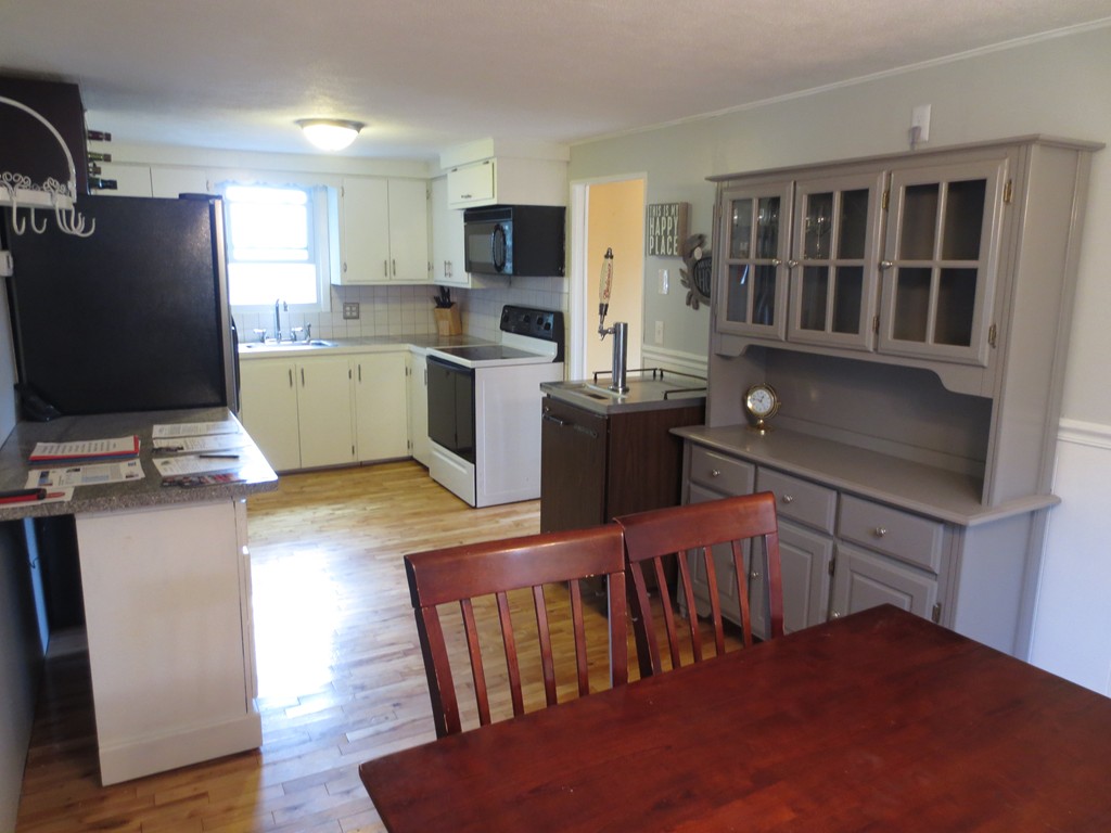 459 Nausauket Road Warwick, RI 02886 - Photo 26 of 28