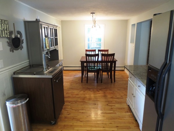 459 Nausauket Road Warwick, RI 02886 - Photo 8 of 28