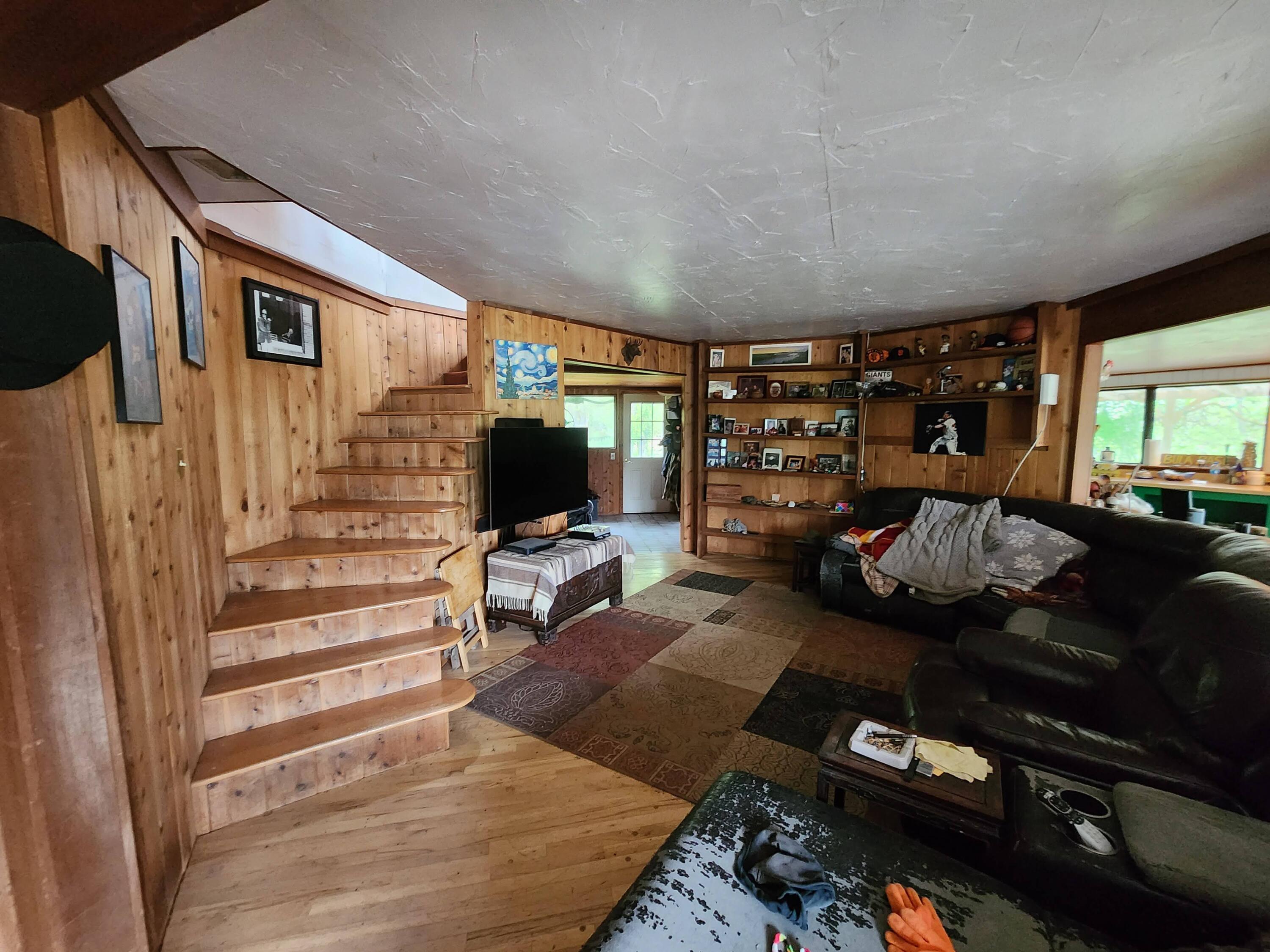 4626 Lower Thomas Road Miranda, CA 95553 - Photo 4 of 59