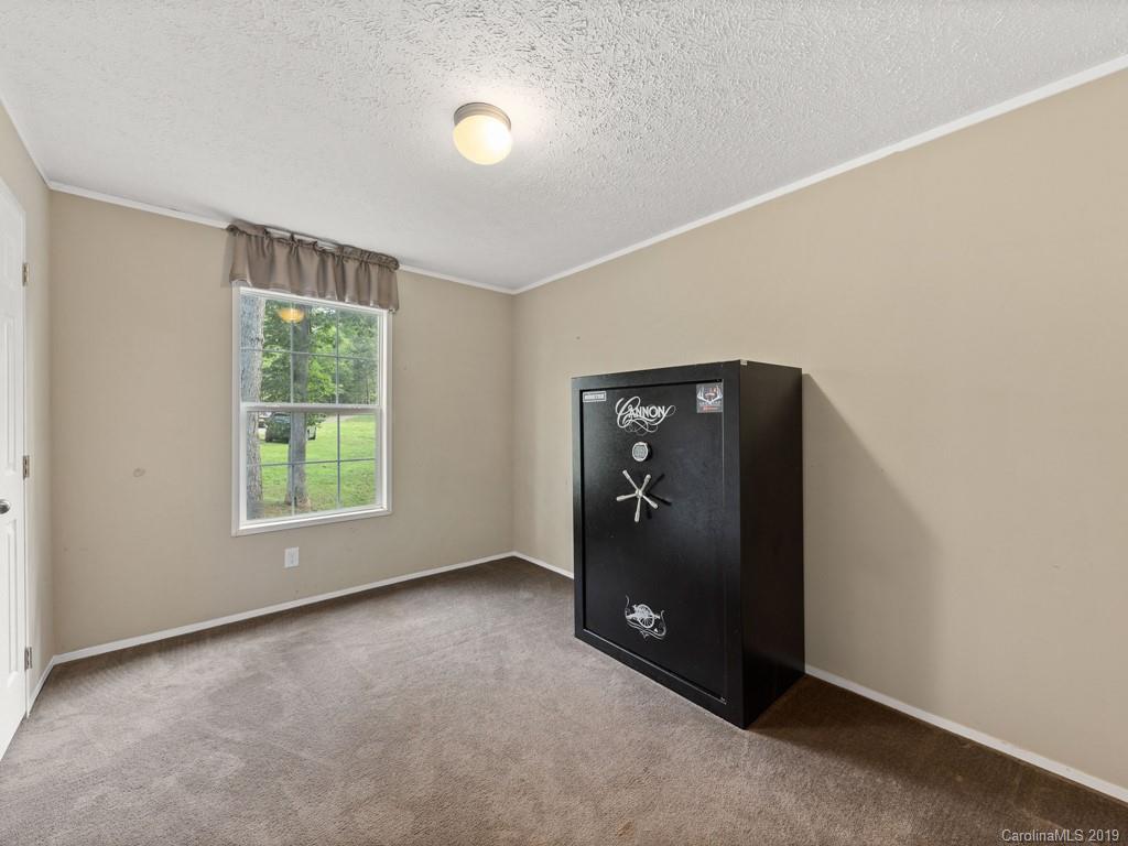 515 Grandview Road Alexander, NC 28701 - Photo 12 of 27 Gallery Image 12