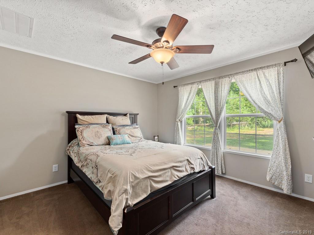 515 Grandview Road Alexander, NC 28701 - Photo 14 of 27 Gallery Image 14