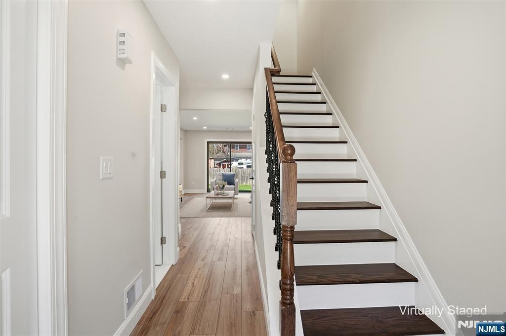 170 Knickerbocker Road Englewood, NJ 07631 - Photo 4 of 16