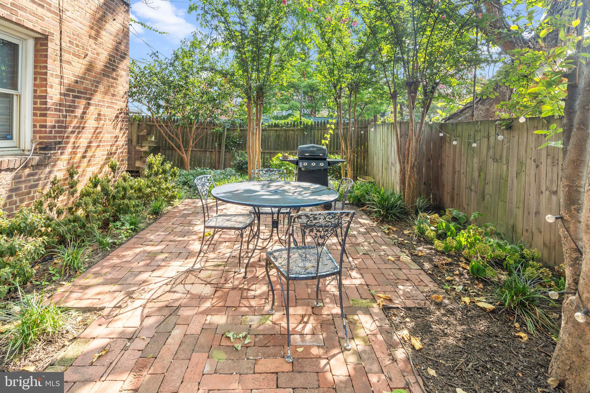 909 E Street Southeast, Unit 5 Washington, DC 20003 - Photo 12 of 28