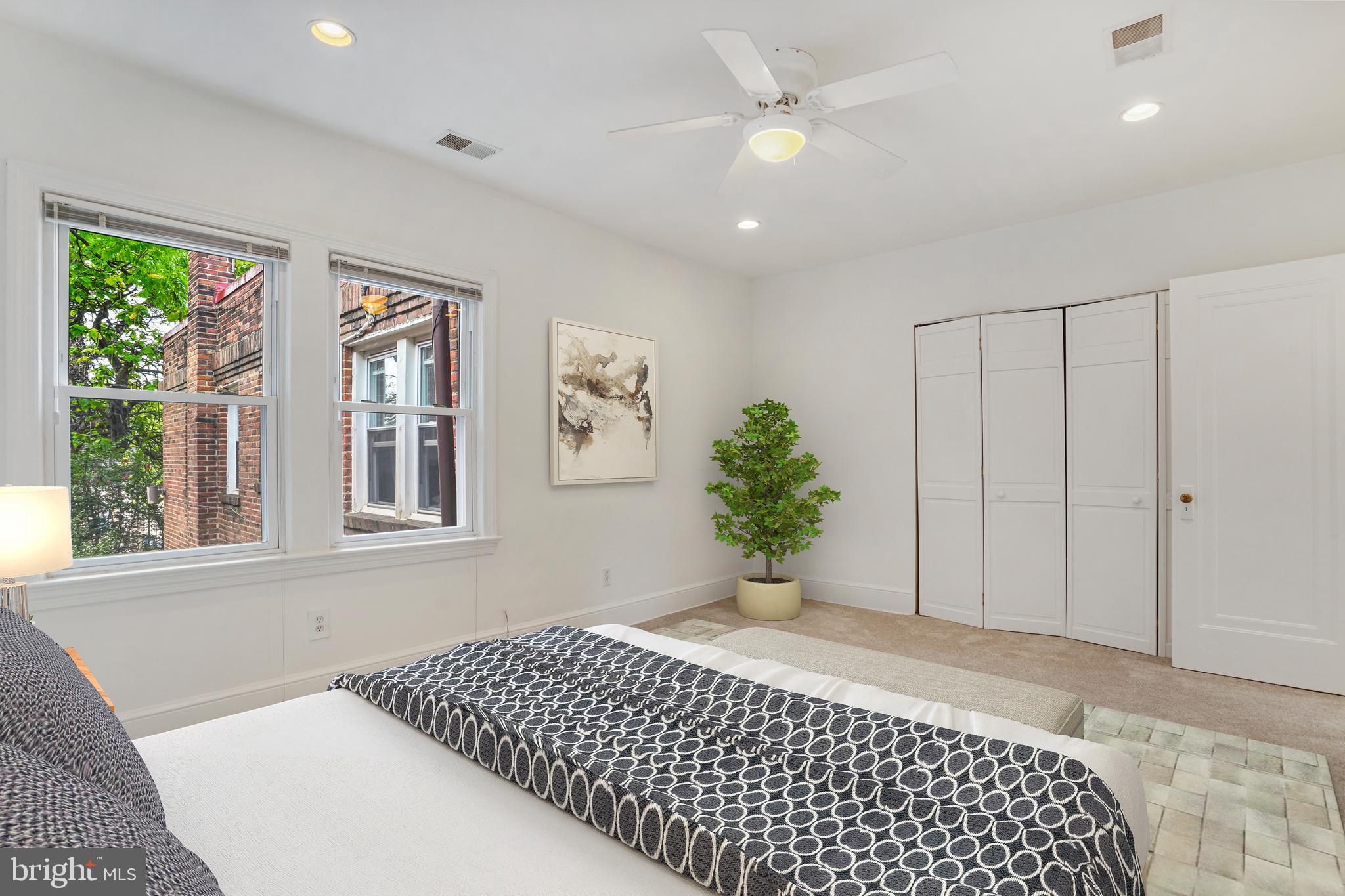 909 E Street Southeast, Unit 5 Washington, DC 20003 - Photo 8 of 28