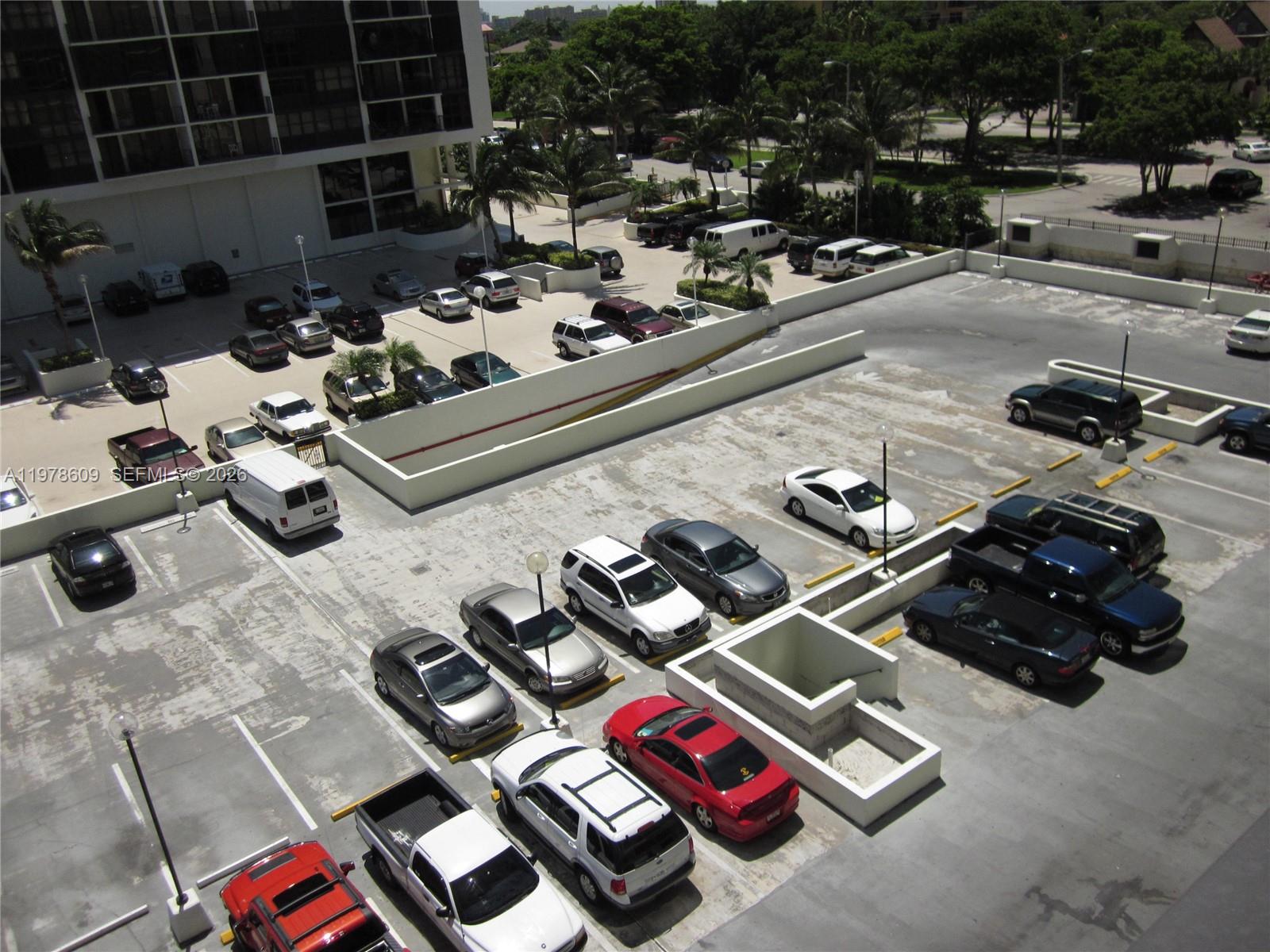 1901 Brickell Avenue, Unit B604 Miami, FL 33129 - Photo 33 of 40