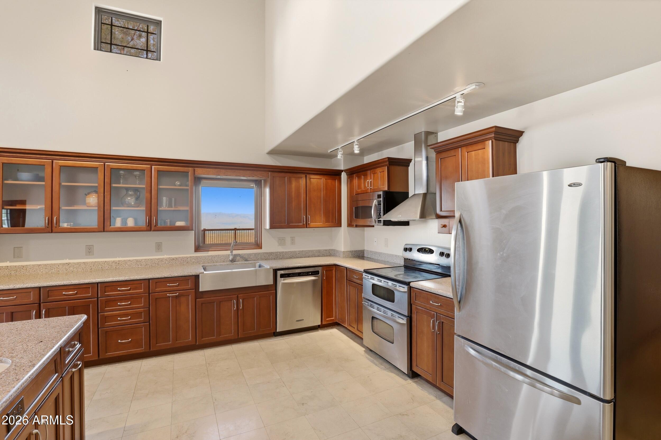33351 South Highjinks Road Oracle, AZ 85623 - Photo 21 of 51 Kitchen- alt view