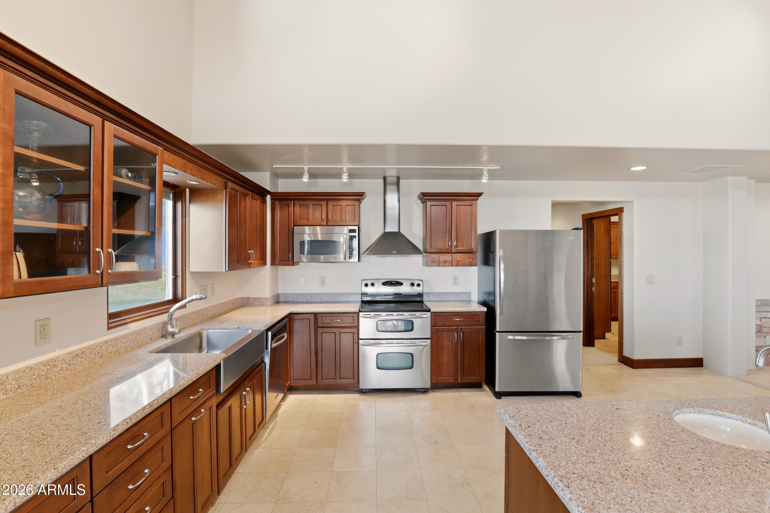 33351 South Highjinks Road Oracle, AZ 85623 - Photo 22 of 51 Kitchen-alt view