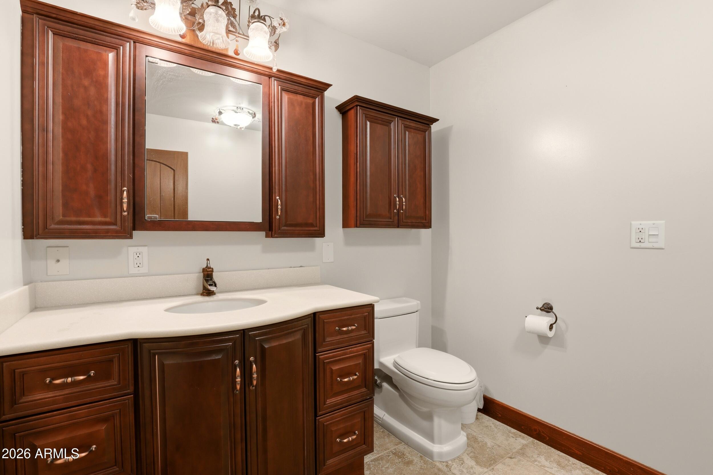 33351 South Highjinks Road Oracle, AZ 85623 - Photo 34 of 51 Secondary bathroom