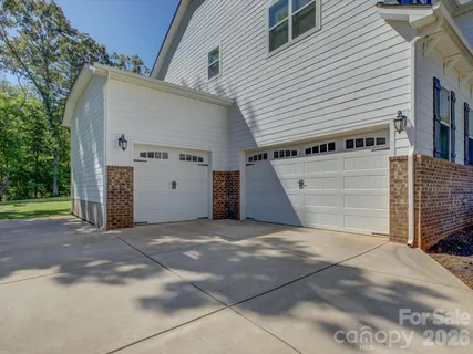 $690,000 | 4797 Killian Crossing Drive, Denver, NC 28037