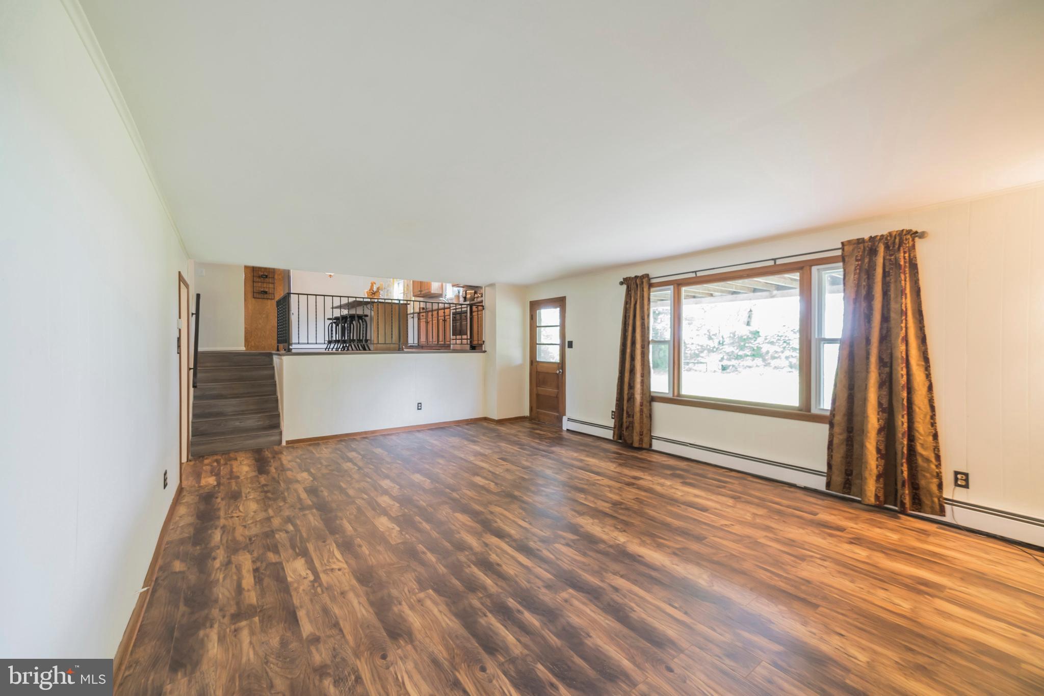 633 Elroy Road Souderton, PA 18964 - Photo 13 of 47 Family Room