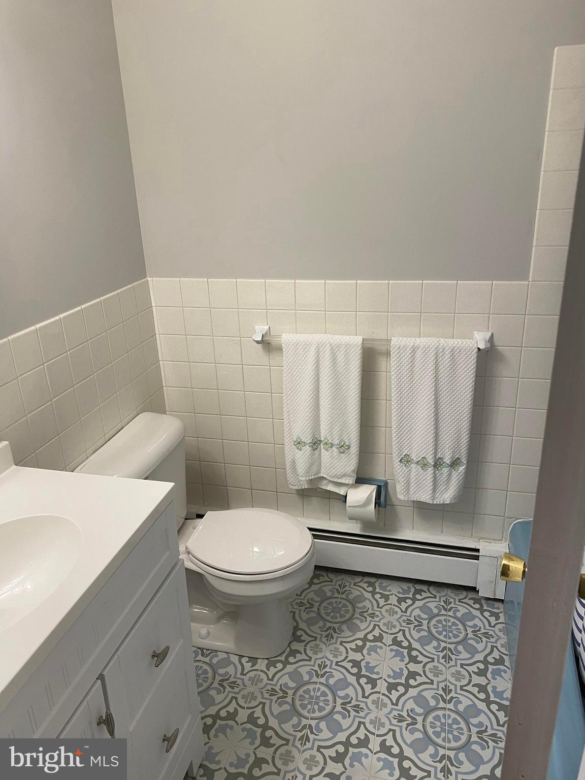 633 Elroy Road Souderton, PA 18964 - Photo 24 of 47 Full Bath