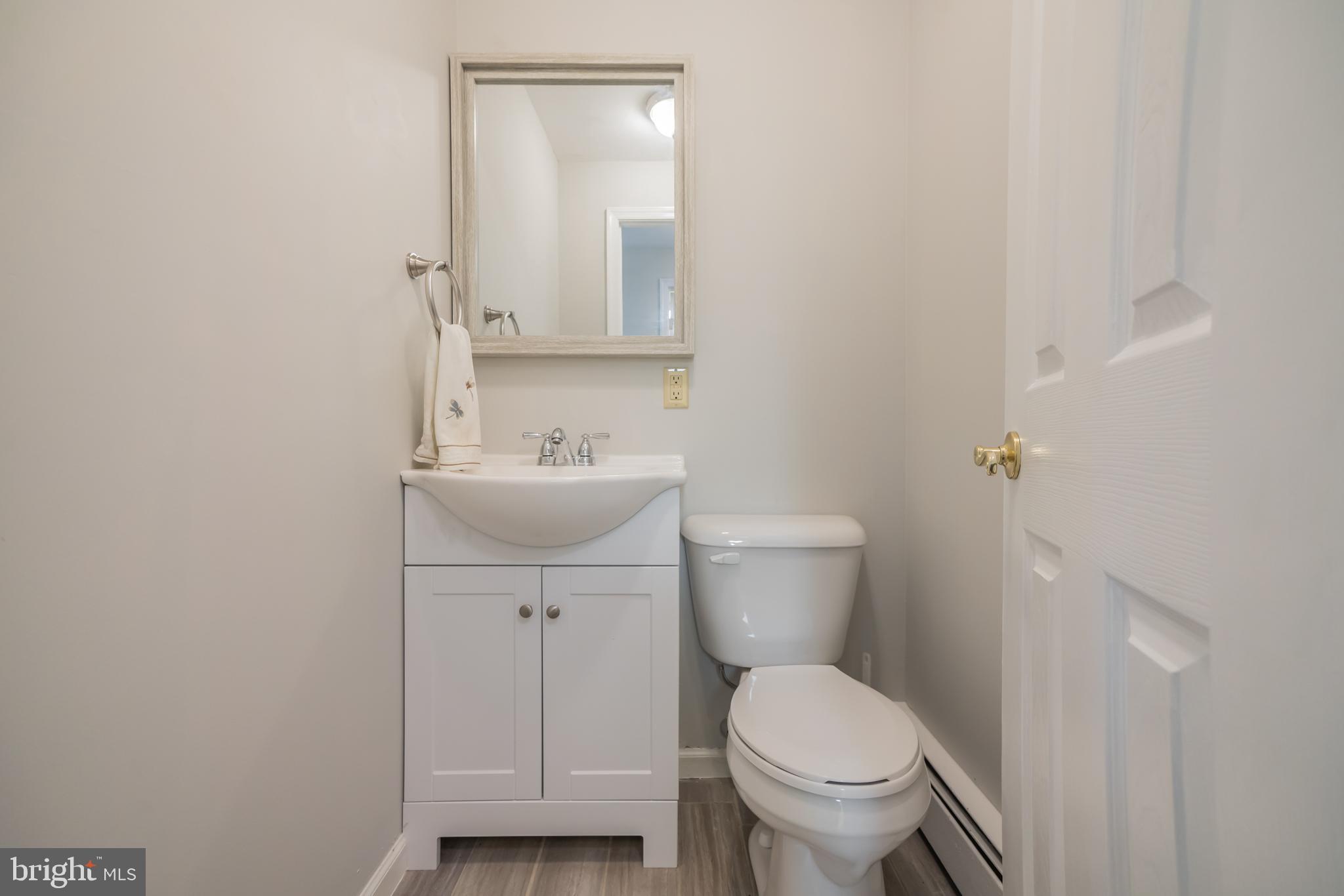 633 Elroy Road Souderton, PA 18964 - Photo 27 of 47 Half Bath