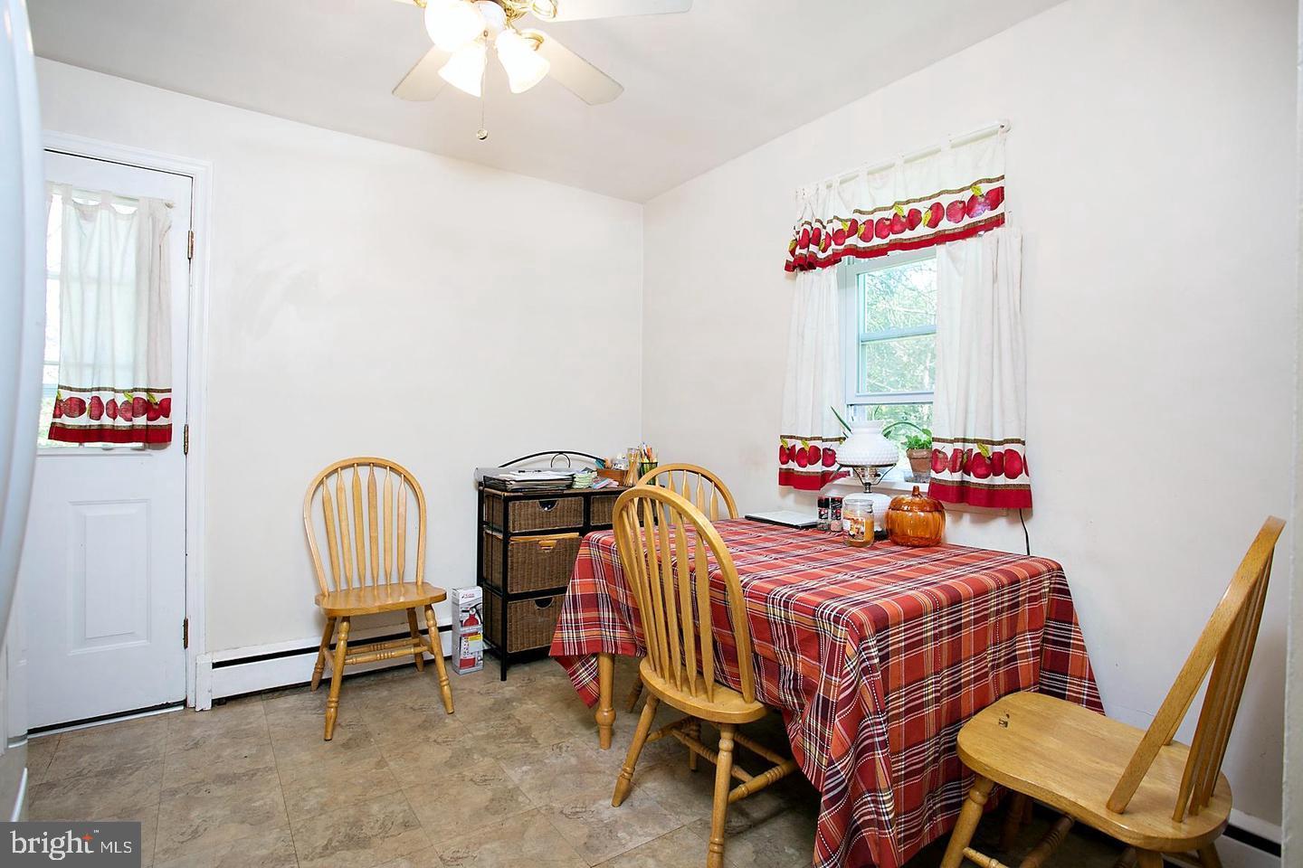 633 Elroy Road Souderton, PA 18964 - Photo 38 of 47 Gallery Image 38