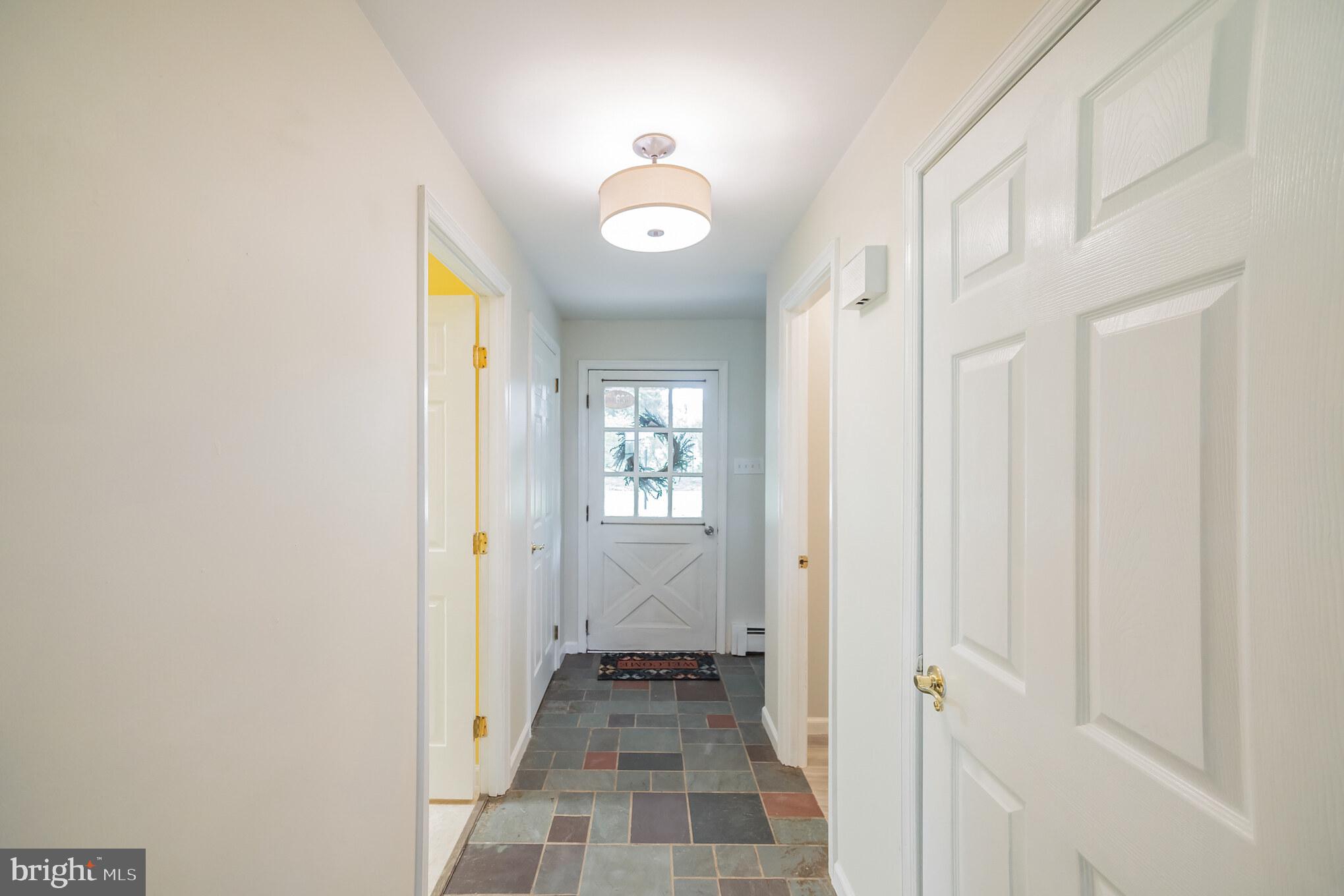 633 Elroy Road Souderton, PA 18964 - Photo 5 of 47 Entry Hall
