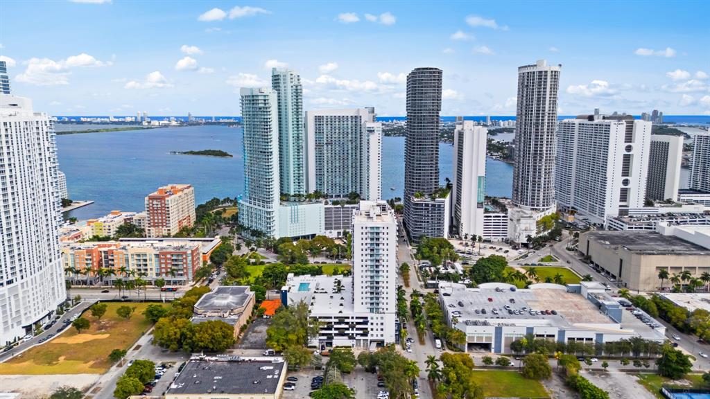 275 Northeast 18th Street, Unit 202 Miami, FL 33132 - Photo 20 of 20 a picture of city view