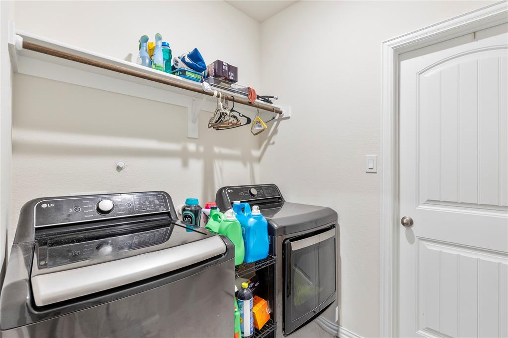 804 Feather Edge Drive Springtown, TX 76082 - Photo 19 of 35