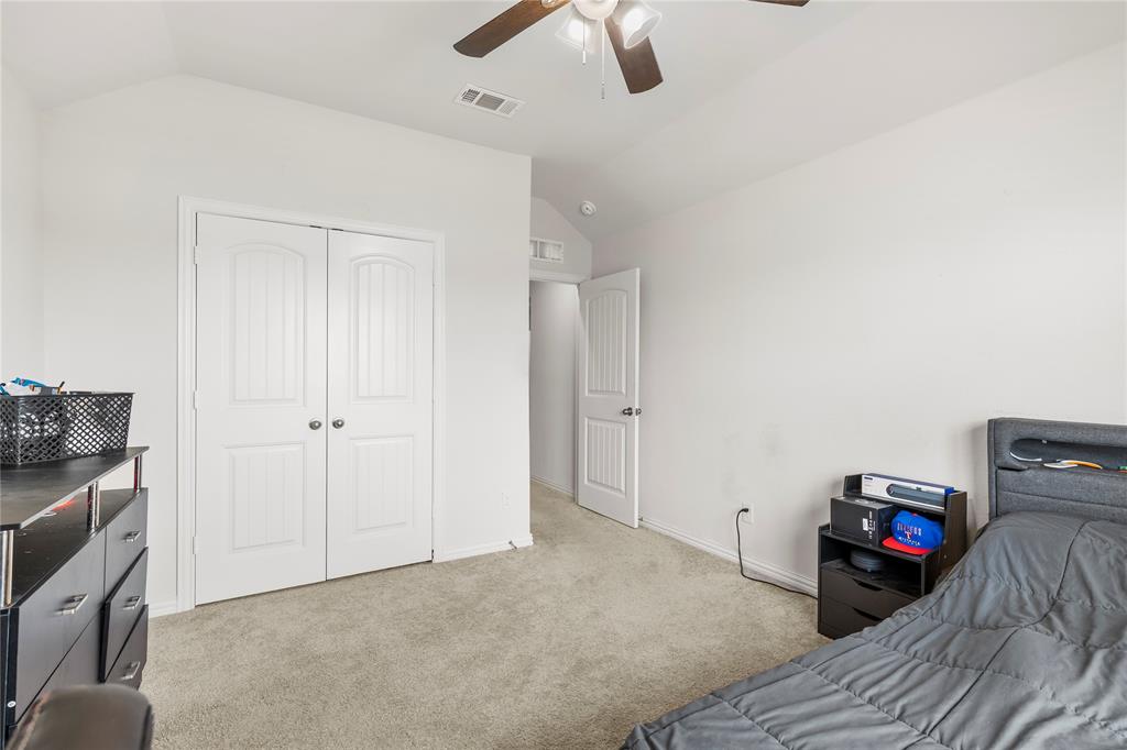 804 Feather Edge Drive Springtown, TX 76082 - Photo 26 of 35