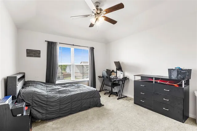 $418,995 | 804 Feather Edge Drive, Springtown, TX 76082