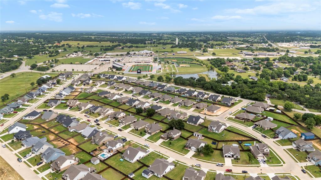 804 Feather Edge Drive Springtown, TX 76082 - Photo 33 of 35